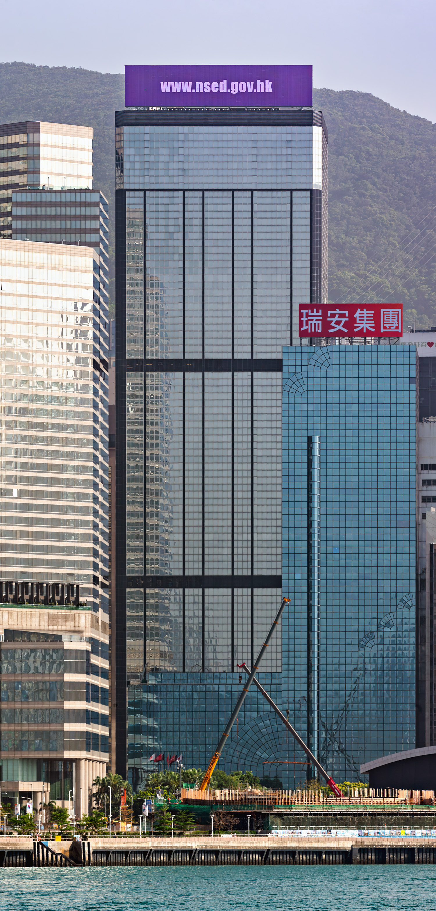 Revenue Tower, Hong Kong - View across Victoria Harbour. © Mathias Beinling